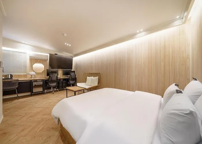 독산 넘버25 독산사거리점 호텔