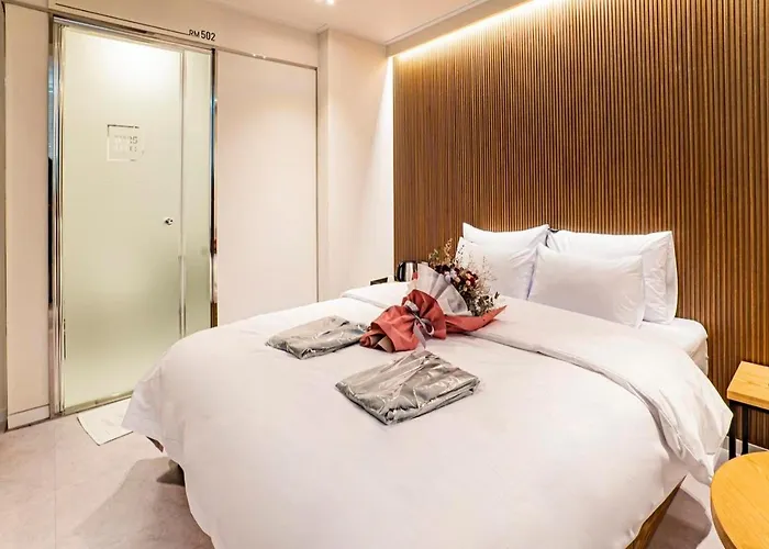 호텔 독산 넘버25 독산사거리점